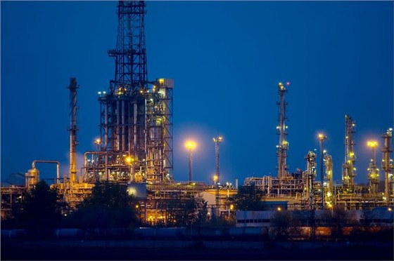 上海哲華化工生產夜景